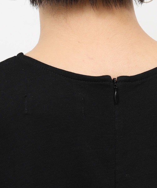 ADAM ET ROPE'（アダムエロペ）の「ＯＮＯメリヤスミニ裏毛ルーズワンピース（ワンピース・レディース・オフホワイト/ブラック・FREE）」の3枚目の写真