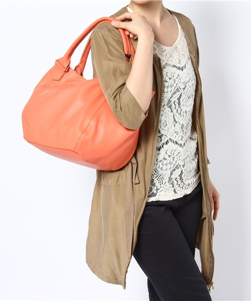 PLST(プラステ)の「カウレザートートバッグ(大)(トートバッグ・レディース・ベージュ/グレー/コーラル・FREE)」の11枚目の写真