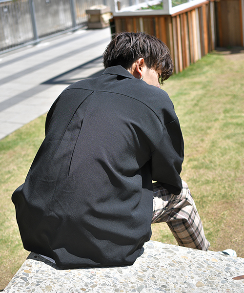 kutir（クティール）の「【ビッグシルエット】ハーフジップシャツ リングジップ（シャツ/ブラウス・メンズ・チャコールグレー/ライトグレー/ブラック/ベージュ/ネイビー・MEDIUM/LARGE）」の6枚目の写真