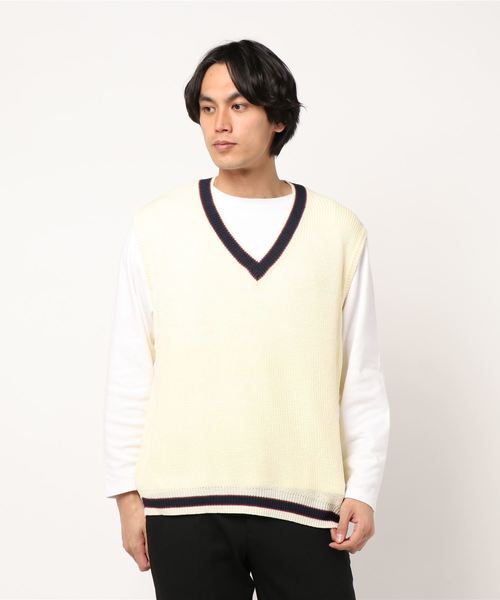 Bling Leads(ブリングリーズ)の「麻タッチアクリル畔編みベスト(ベスト・メンズ・ホワイト系その他/ホワイト系その他2/ブラック系その他/ブルー系その他/ブラック/ベージュ系その他/ネイビー/ベージュ・LARGE/X-LARGE/MEDIUM)」の2枚目の写真