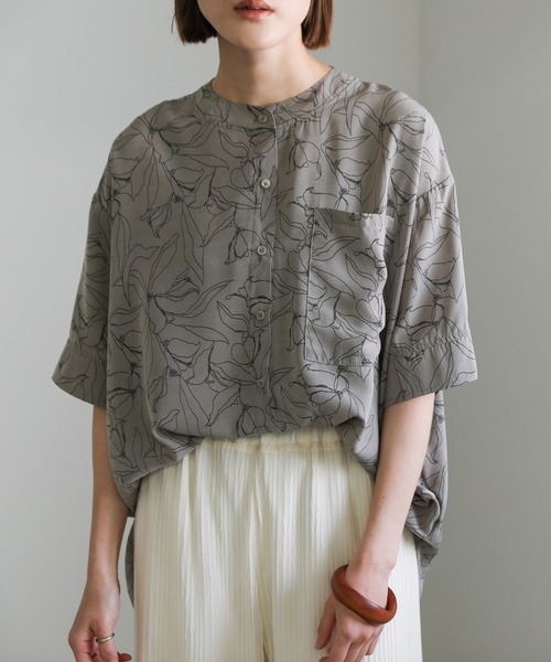 select MOCA（セレクトモカ）の「2021 SS スタンドカラー花柄ルーズシャツ（シャツ/ブラウス・レディース・ブラック/ライトベージュ/グレイッシュベージュ・FREE）」の18枚目の写真