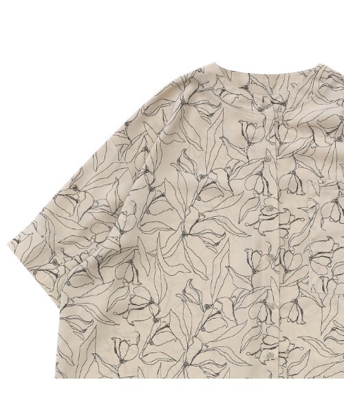 select MOCA（セレクトモカ）の「2021 SS スタンドカラー花柄ルーズシャツ（シャツ/ブラウス・レディース・ブラック/ライトベージュ/グレイッシュベージュ・FREE）」の6枚目の写真