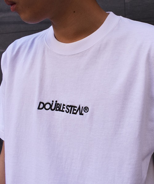 DOUBLE STEAL(ダブルスティール)の「Same Color LOGO TEE(Tシャツ/カットソー・メンズ・ブラック/キャメル/ベージュ/グレー/ホワイト・MEDIUM/X-LARGE/LARGE)」の12枚目の写真