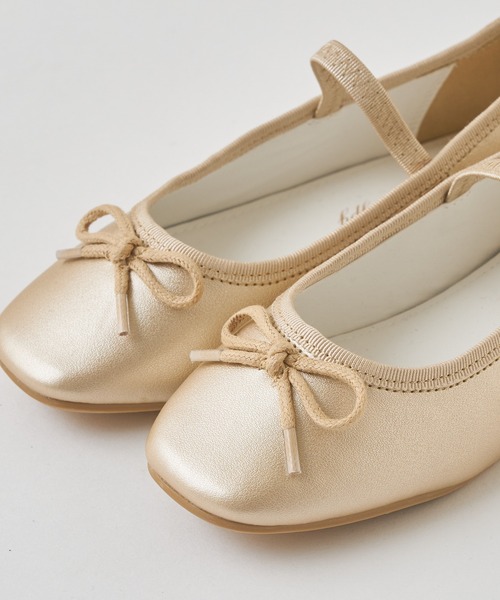 CIAOPANIC TYPY(チャオパニックティピー)の「【OSORO】スクエアバレエシューズ(バレエシューズ・キッズ・ライトグレー/ブラック/ゴールド・16cm/17cm/18cm/19cm/20cm/21cm)」の8枚目の写真