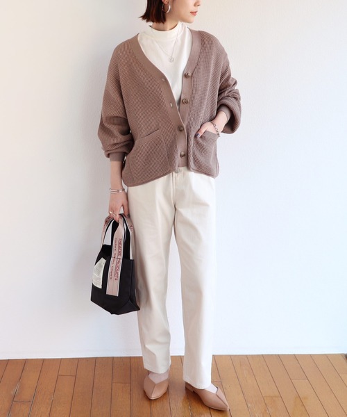 andme（アンドミー）の「ボリューム袖ワッフルニットカーディガン（カーディガン/ボレロ・レディース・ブラック/ベージュ/モカ/アイボリー・M）」の5枚目の写真