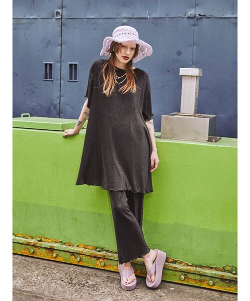 jouetie(ジュエティ)の「プラットフォームビーチサンダル(サンダル・レディース・アイボリー/ブラック/パープル・M/L)」の14枚目の写真