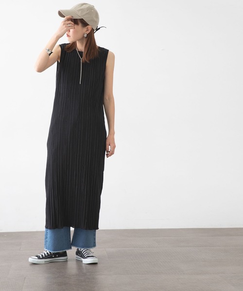 bohmal（ボマール）の「サテンプリーツマキシワンピース