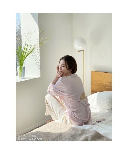 SHIROHATO（シロハト）の「カップ付きバックオープンブラトップ【藤井明子さん監修】キャミソール（キャミソール・レディース・ブラック/クリーム/ベージュ/ブラウン・MEDIUM/LARGE/X-SMALL/X-LARGE/SMALL）」の19枚目の写真