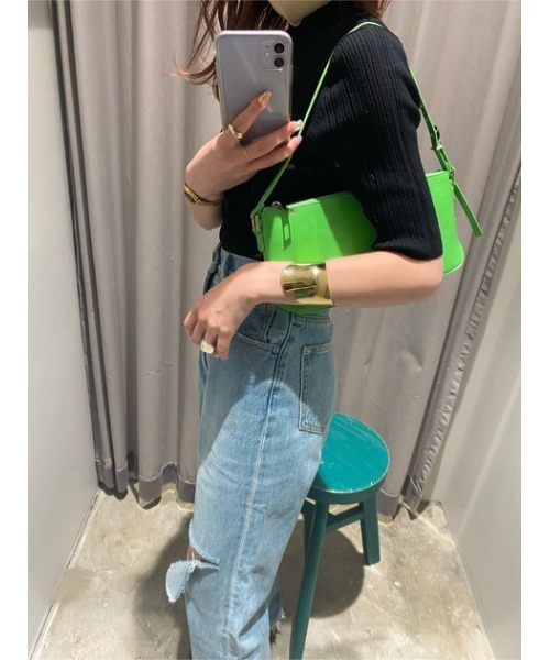 SLY（スライ）の「TRIBE METAL BANGLE メタル バングル（バングル/リストバンド・レディース・シルバー/ゴールド・FREE）」の5枚目の写真