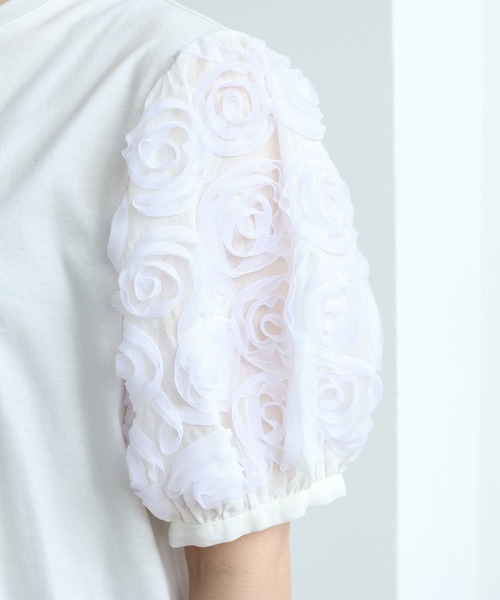 yuni（ユニ　）の「《2021 early autumn 》クルクルテープ刺繍 パフスリーブプルオーバー（Tシャツ/カットソー・レディース・ホワイト/ブラック・FREE）」の14枚目の写真