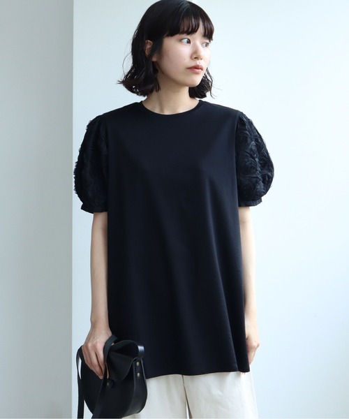 yuni（ユニ　）の「《2021 early autumn 》クルクルテープ刺繍 パフスリーブプルオーバー（Tシャツ/カットソー・レディース・ホワイト/ブラック・FREE）」の19枚目の写真