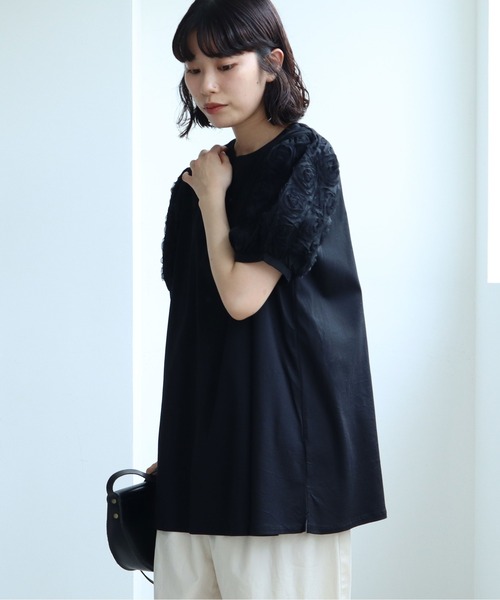 yuni（ユニ　）の「《2021 early autumn 》クルクルテープ刺繍 パフスリーブプルオーバー（Tシャツ/カットソー・レディース・ホワイト/ブラック・FREE）」の20枚目の写真