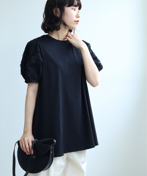 yuni（ユニ　）の「《2021 early autumn 》クルクルテープ刺繍 パフスリーブプルオーバー（Tシャツ/カットソー・レディース・ホワイト/ブラック・FREE）」の22枚目の写真