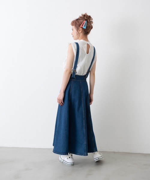 MERLOT(メルロー)の「サスペンダー付きデニムスカート(デニムスカート・レディース・インディゴブルー・MEDIUM)」の13枚目の写真
