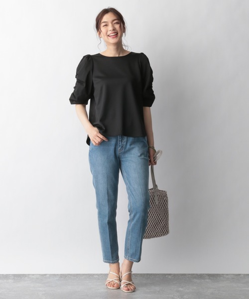 GLOBAL WORK(グローバルワーク)の「マトンスリーブカットブラウス【MATINEE LINE】【一部店舗限定】/940069(Tシャツ/カットソー・レディース・ホワイト/ダークグレー・MEDIUM/LARGE)」の6枚目の写真