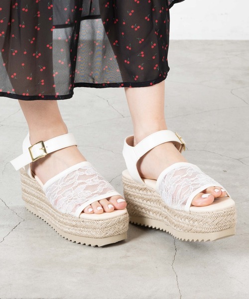 WEGO(ウィゴー)の「WEGO/厚底ジュートサンダル(サンダル・レディース・ゴールド/その他1/ホワイト系その他・MEDIUM/LARGE)」の3枚目の写真