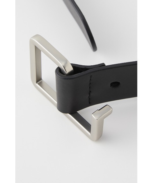 SLY(スライ)の「GEOMETRY BUCKLE BELT/ベルト(ベルト・レディース・ブラック/ブラウン・FREE)」の4枚目の写真