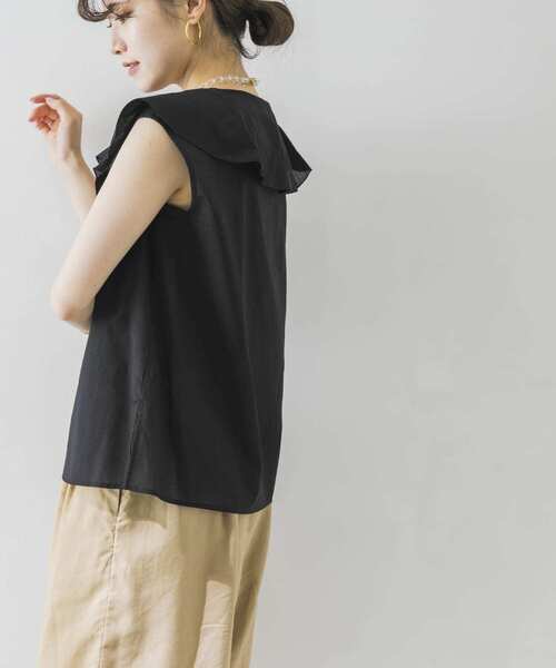 URBAN RESEARCH（アーバンリサーチ）の「フリルカラー