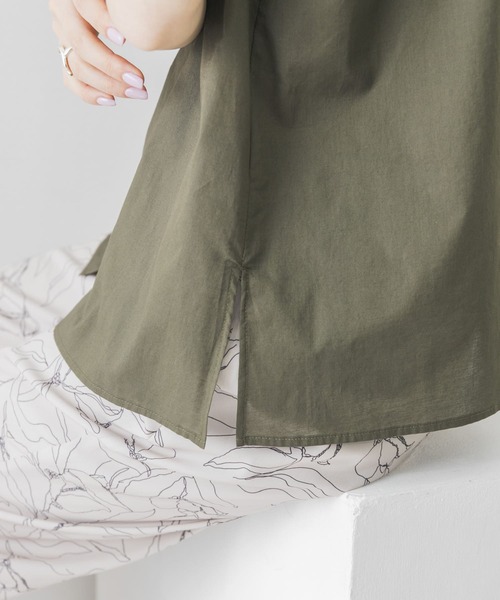 URBAN RESEARCH（アーバンリサーチ）の「フリルカラーノースリーブブラウス（シャツ/ブラウス・レディース・オフホワイト/ブラック/カーキ・FREE）」の14枚目の写真