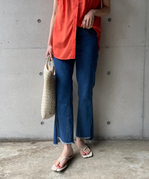 CAPRICIEUX LE'MAGE（カプリシューレマージュ）の「ストレッチプチフレアデニム（デニムパンツ・レディース・アイボリー/ブルー・36/38）」の2枚目の写真