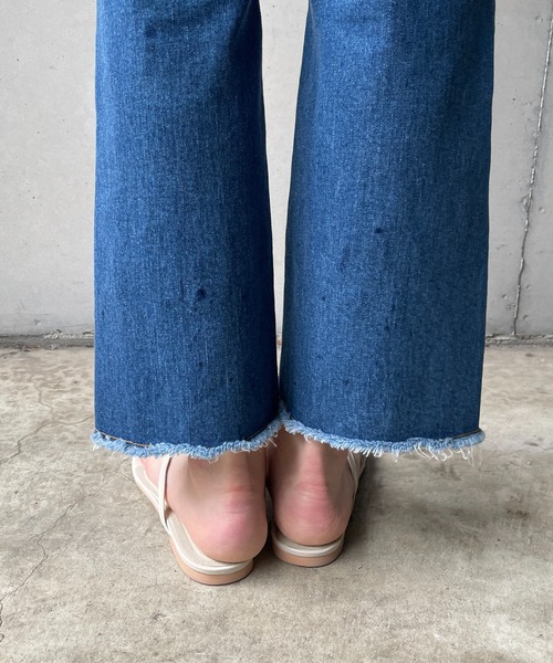 CAPRICIEUX LE'MAGE（カプリシューレマージュ）の「ストレッチプチフレアデニム（デニムパンツ・レディース・アイボリー/ブルー・36/38）」の22枚目の写真