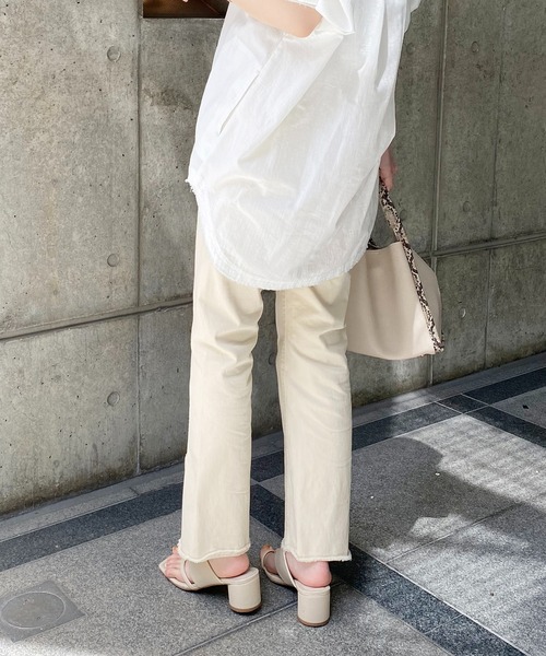 CAPRICIEUX LE'MAGE（カプリシューレマージュ）の「ストレッチプチフレアデニム（デニムパンツ・レディース・アイボリー/ブルー・36/38）」の9枚目の写真