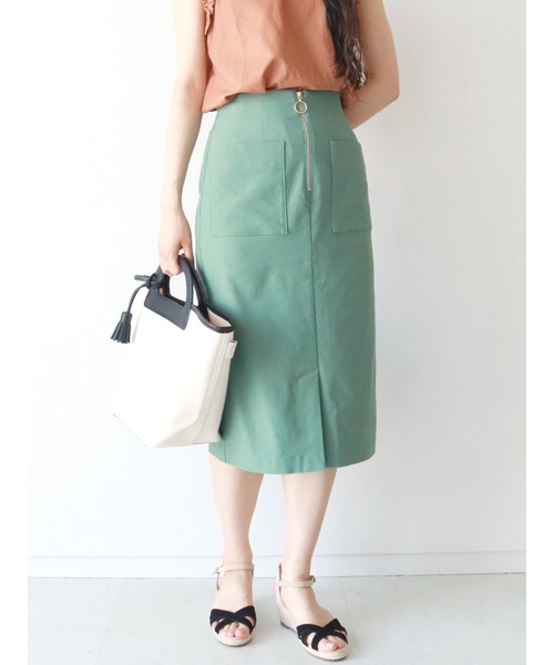 Te chichi(テチチ)の「フロントファスナータイトスカート(スカート・レディース・ベージュ/ネイビー/グリーン・SMALL/MEDIUM)」の3枚目の写真