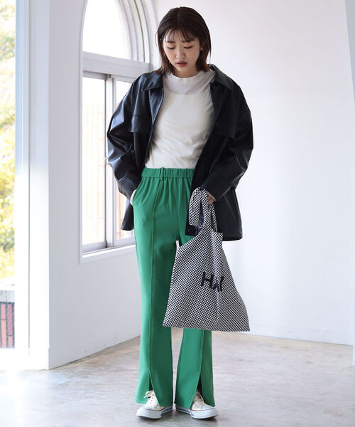 BeAMS DOT（ビームスドット）の「【WEB限定】BeAMS DOT / フェイクレザー オーバーブルゾン（ブルゾン・レディース・ブラック/グリーン系その他3・FREE）」の12枚目の写真