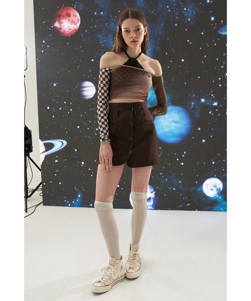 oddoneout(オッドワンアウト)の「『ODD ONE OUT/オッドワンアウト』Space off-shoulder crop T-shirts/総柄 オフショルダー クロップド丈 長袖Tシャツ(Tシャツ/カットソー・レディース・ブラウン/ブルー・FREE)」の8枚目の写真