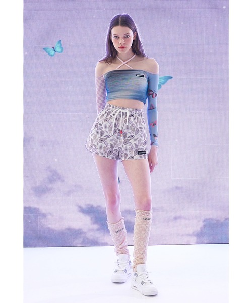 oddoneout(オッドワンアウト)の「『ODD ONE OUT/オッドワンアウト』Space off-shoulder crop T-shirts/総柄 オフショルダー クロップド丈 長袖Tシャツ(Tシャツ/カットソー・レディース・ブラウン/ブルー・FREE)」の20枚目の写真