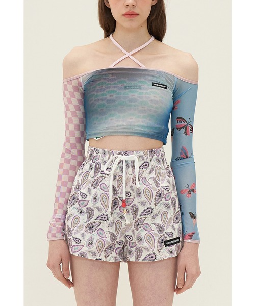 oddoneout(オッドワンアウト)の「『ODD ONE OUT/オッドワンアウト』Space off-shoulder crop T-shirts/総柄 オフショルダー クロップド丈 長袖Tシャツ(Tシャツ/カットソー・レディース・ブラウン/ブルー・FREE)」の4枚目の写真