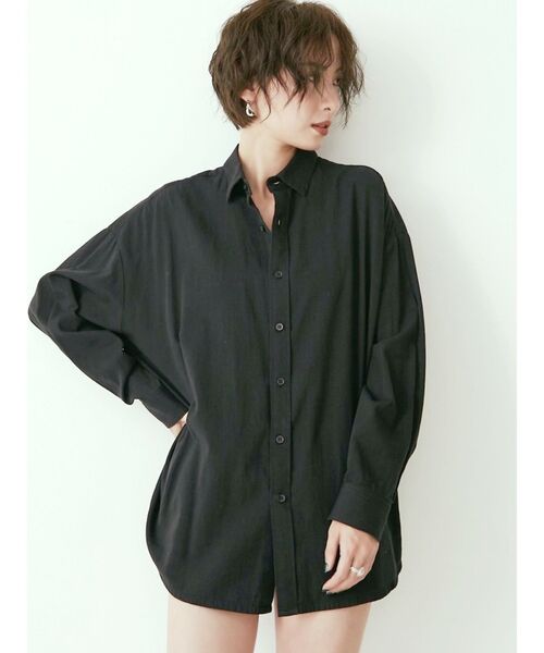 GYDA(ジェイダ)の「pocketシンプルシャツ(シャツ/ブラウス・レディース・ブラック/オフホワイト・FREE)」の19枚目の写真