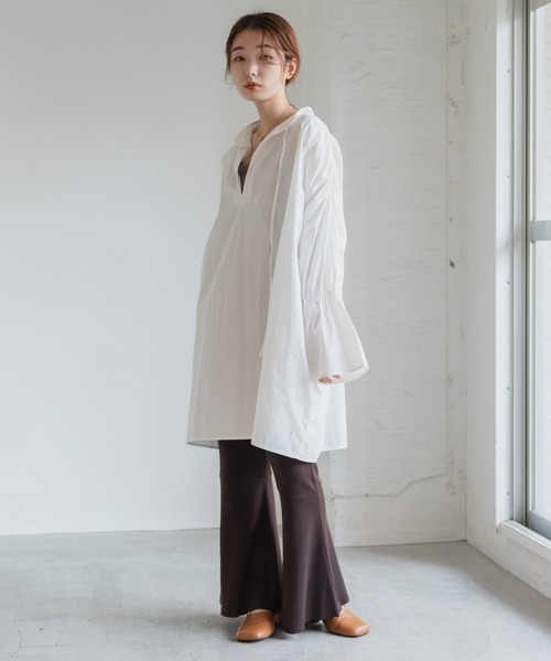 Kastane（カスタネ）の「キャンディースリーブシャーリングチュニック（シャツ/ブラウス・レディース・オフホワイト/ブラック・FREE）」の10枚目の写真