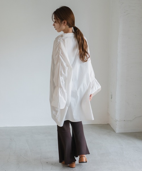 Kastane（カスタネ）の「キャンディースリーブシャーリングチュニック（シャツ/ブラウス・レディース・オフホワイト/ブラック・FREE）」の12枚目の写真