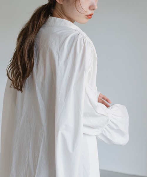 Kastane（カスタネ）の「キャンディースリーブシャーリングチュニック（シャツ/ブラウス・レディース・オフホワイト/ブラック・FREE）」の16枚目の写真
