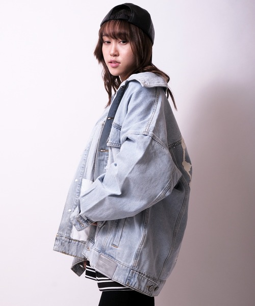 MISHKA(ミシカ)の「【MISHKA】キープウォッチプリント ビッグデニムジャケット(デニムジャケット・メンズ・ライトブルー・L/XL/M)」の10枚目の写真