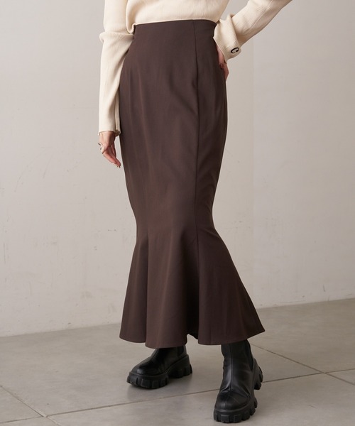 Chico(チコ)の「【LINNEE】マーメイドフレアスカート(スカート・レディース・ブラック/ブラウン/チェック/グレイッシュベージュ・FREE)」の3枚目の写真