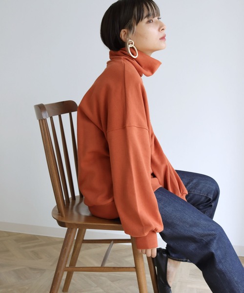 HER CLOSET(ハークローゼット)の「【shemoshelly】ビッグシルエットハイネックスウェットプルオーバー(スウェット・レディース・ブラック/ベージュ/グリーン/テラコッタ・M)」の22枚目の写真