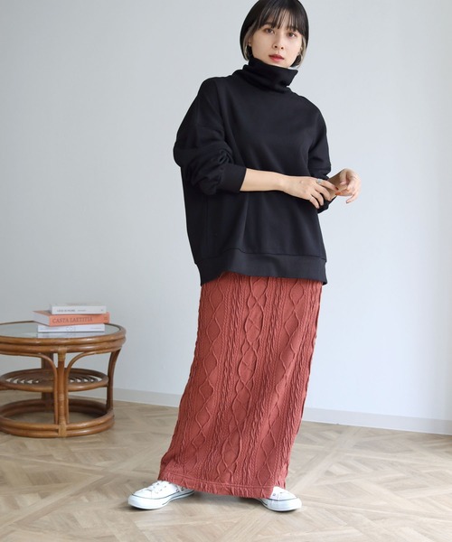 HER CLOSET(ハークローゼット)の「【shemoshelly】ビッグシルエットハイネックスウェットプルオーバー(スウェット・レディース・ブラック/ベージュ/グリーン/テラコッタ・M)」の5枚目の写真
