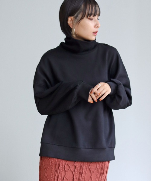 HER CLOSET(ハークローゼット)の「【shemoshelly】ビッグシルエットハイネックスウェットプルオーバー(スウェット・レディース・ブラック/ベージュ/グリーン/テラコッタ・M)」の17枚目の写真