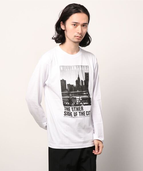 ARCADE（アーケード）の「フォトプリント ロンT（Tシャツ/カットソー・メンズ・ブラック系3/グレー系1/ブラック系1/ホワイト系1/ベージュ系1/ベージュ系2/ホワイト系2/グレー系2/ベージュ系3/ホワイト系3/グレー系3/ブラック系2・L/LL/M）」の2枚目の写真