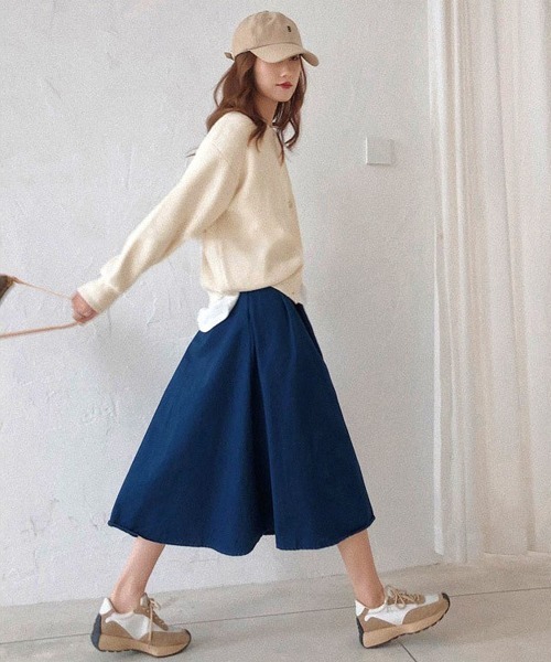 DAY CLOSET（デイ クローゼット）の「レディース きらめきボタンのリブニットカーディガン（カーディガン/ボレロ・レディース・ライトブルー/ブラック/アイボリー/ミント/ピンク系その他・ONE SIZE）」の8枚目の写真