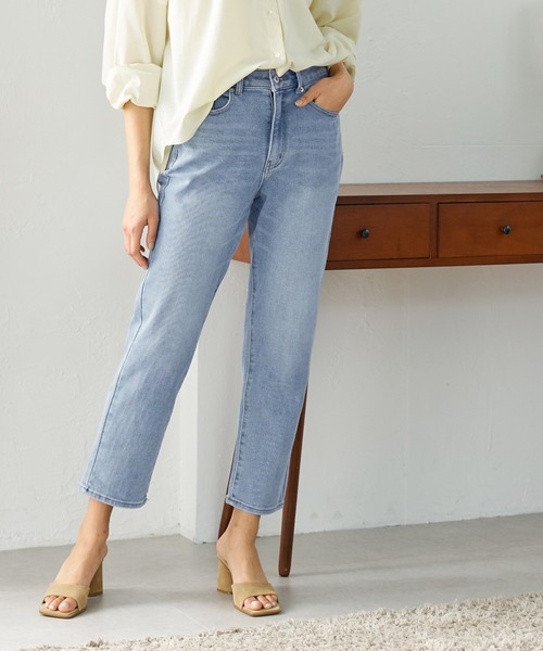 coca（coca）（コカ）の「しゃがめるテーパードデニムパンツ（デニムパンツ・レディース・ブルー系その他/インディゴブルー/ホワイト/ブルー・L/M/S）」の9枚目の写真