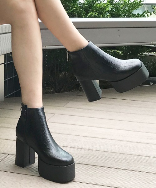 attagirl(アタガール)の「スクエアトゥジッパーデザインショートブーツ(ブーツ・レディース・ブラック系その他/ブラック/ブラウン系その他・L/LL/S/M)」の21枚目の写真