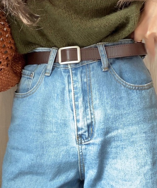 LAUIR(ラウアー)の「スクエアバックルノーホールベルト(ベルト・レディース・ブラウン/ブラック・FREE)」の7枚目の写真