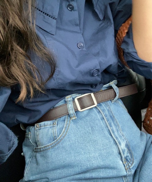 LAUIR(ラウアー)の「スクエアバックルノーホールベルト(ベルト・レディース・ブラウン/ブラック・FREE)」の9枚目の写真