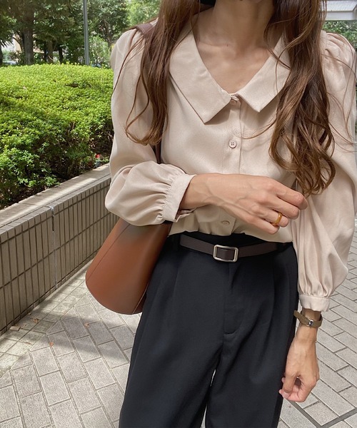 LAUIR(ラウアー)の「スクエアバックルノーホールベルト(ベルト・レディース・ブラウン/ブラック・FREE)」の11枚目の写真