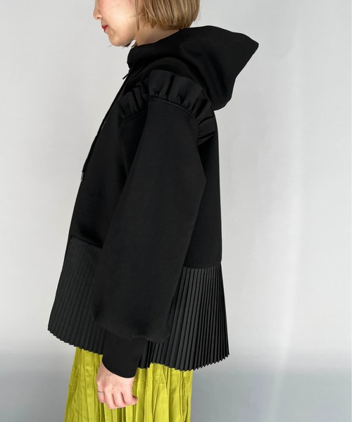 PICCIN(ピッチン)の「フリルスリーブプリーツフーディー(パーカー・レディース・ライトグレー/ブラック/オフホワイト・M)」の16枚目の写真