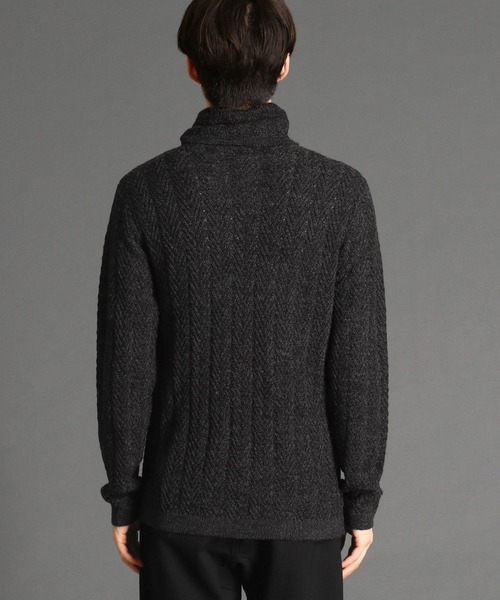 NICOLE CLUB FOR MEN（ニコルクラブフォーメン）の「ヘリンボン柄アフガンネックプルオーバー（ニット/セーター・メンズ・ホワイト×ブラック/ブラック系その他/レッド系その他/ホワイト×ライトグレー・MEDIUM/LARGE）」の5枚目の写真