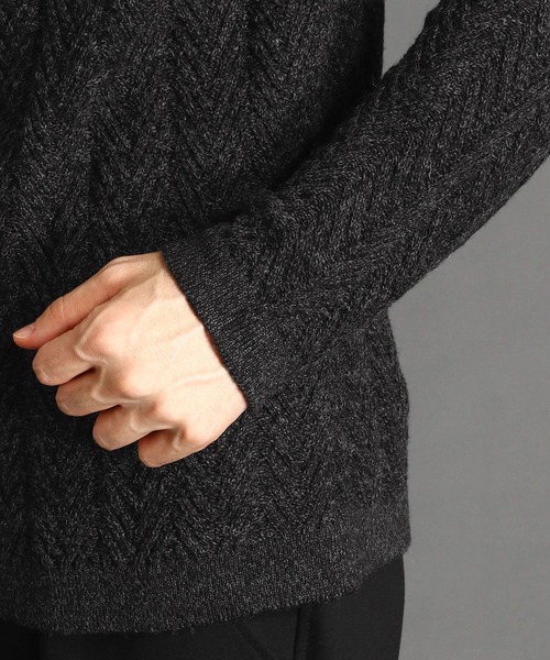 NICOLE CLUB FOR MEN（ニコルクラブフォーメン）の「ヘリンボン柄アフガンネックプルオーバー（ニット/セーター・メンズ・ホワイト×ブラック/ブラック系その他/レッド系その他/ホワイト×ライトグレー・MEDIUM/LARGE）」の8枚目の写真